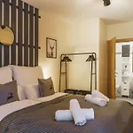 Alpstay Platzhirsch - Modern 2-bedroom Family With Garden Bad Kleinkirchheim