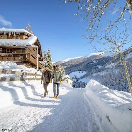 Alpstay Platzhirsch - Modern 2-bedroom Family With Garden Bad Kleinkirchheim